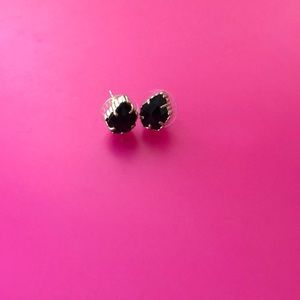 Black Kendra Scott studs